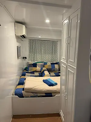 double bed cabin